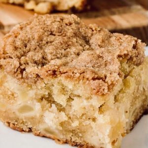 apple crumb cake