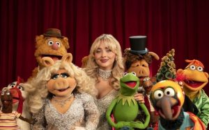 Sabrina Carpenter and Muppet cast