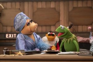 Miss Piggy and Kermit