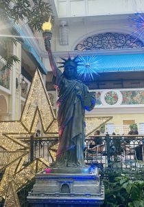 indoor statue of liberty