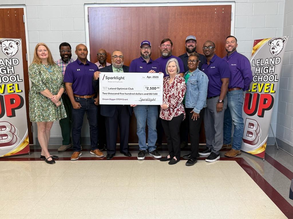Sparklight awards $2,500 STEM grant for new Leland–Stoneville initiative