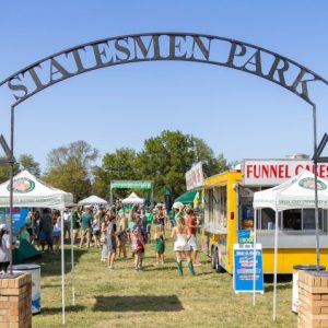 Statesmen Park gateway