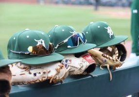 baseball caps